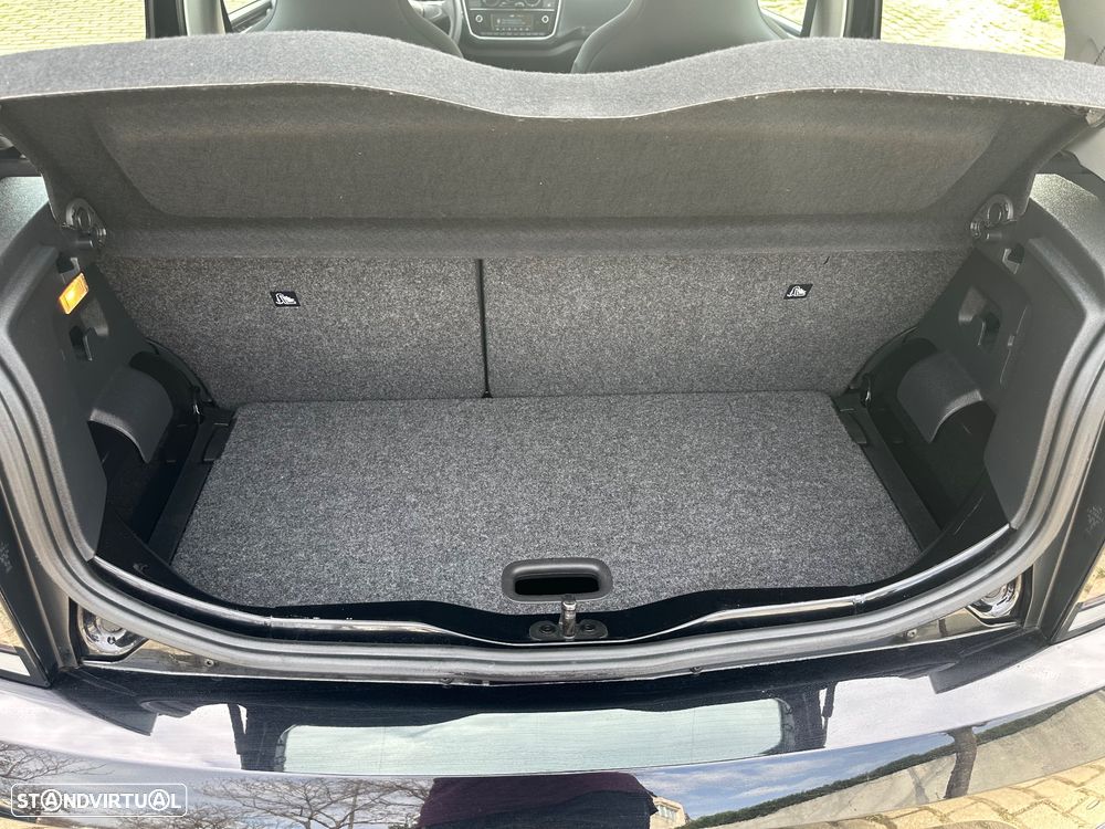 VW Up! 1.0 BMT Move - 9