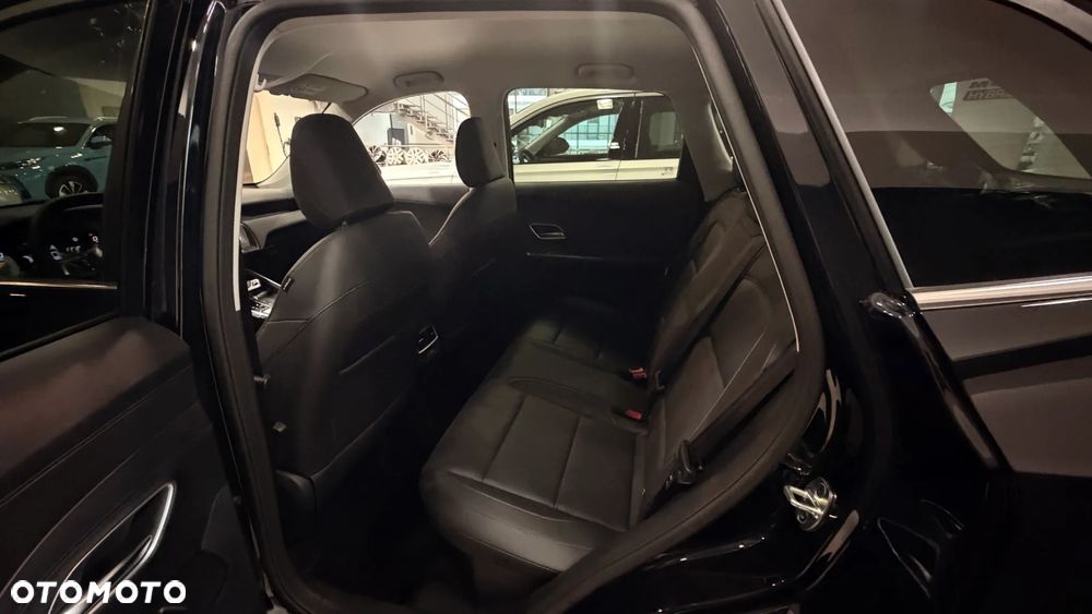 MG ZS Hybrid+ - 16