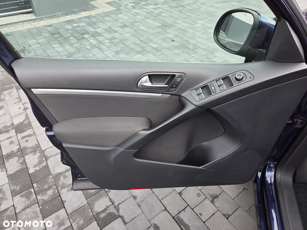 Volkswagen Tiguan 1.4 TSI BlueMotion Technology Exclusive - 11