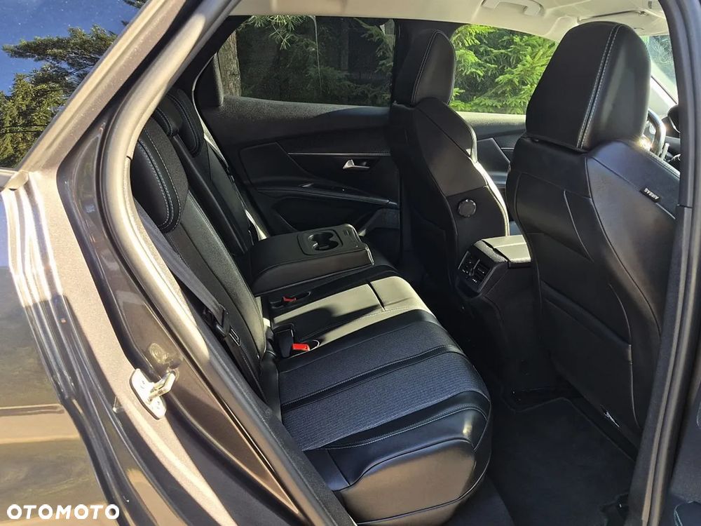 Peugeot 3008 1.6 PureTech Hybrid PHEV Allure S&S EAT8 - 7
