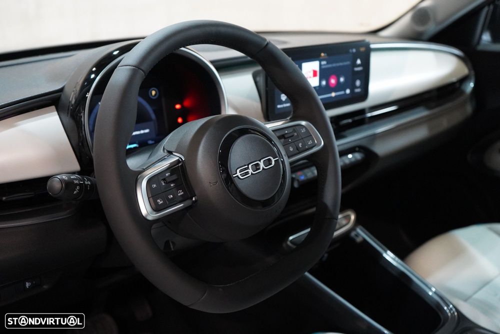 Fiat 600e 54 kWh La Prima - 8