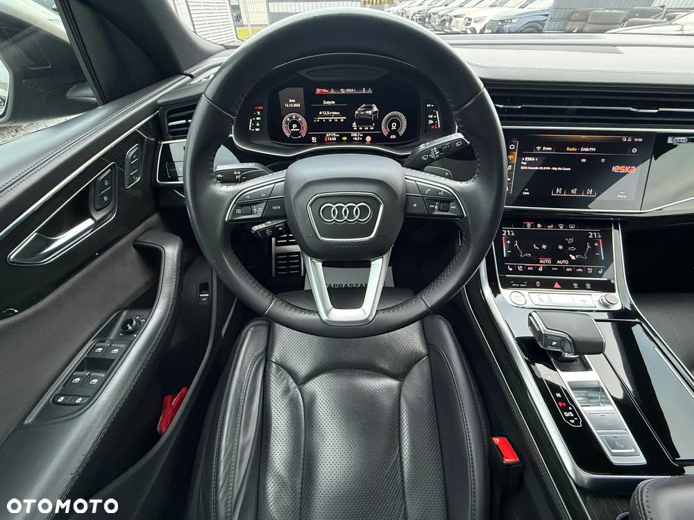 Audi Q8 - 36