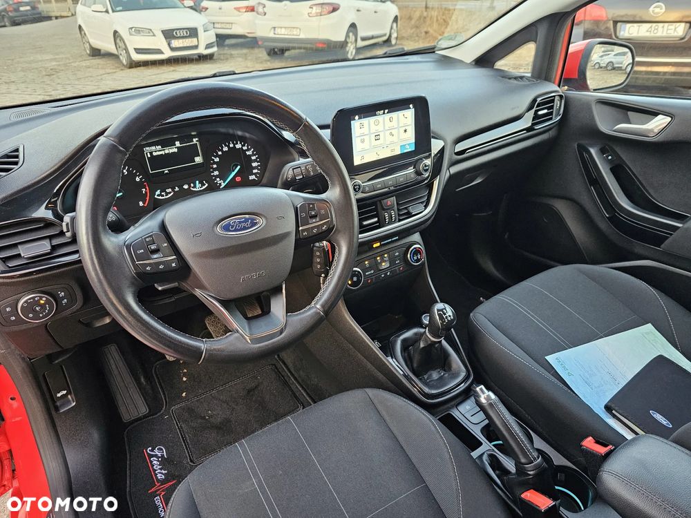 Ford Fiesta 1.1 S&S TITANIUM - 17