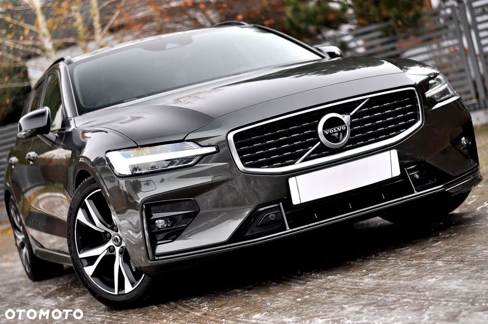 Volvo V60 T4 Geartronic R-Design - 4