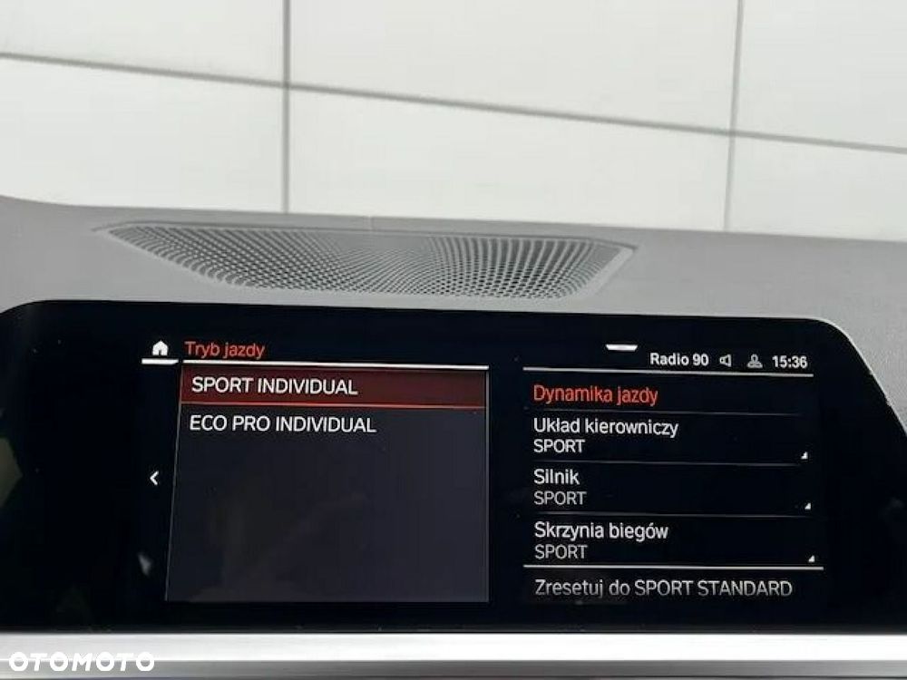 BMW Seria 3 320d Luxury Line - 32