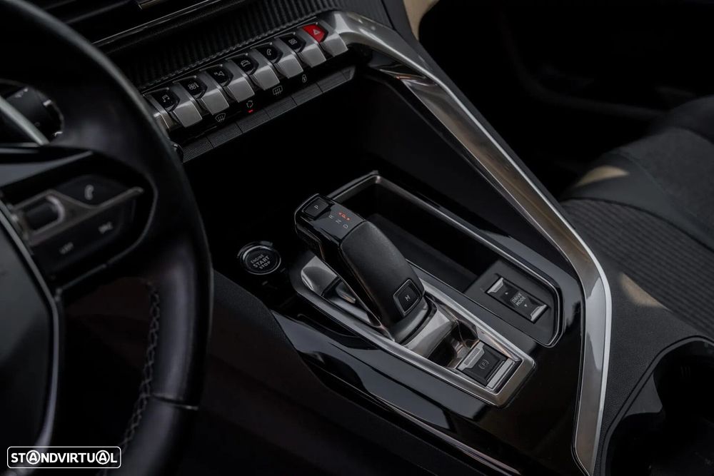 Peugeot 5008 1.5 BlueHDi Allure EAT8 - 11