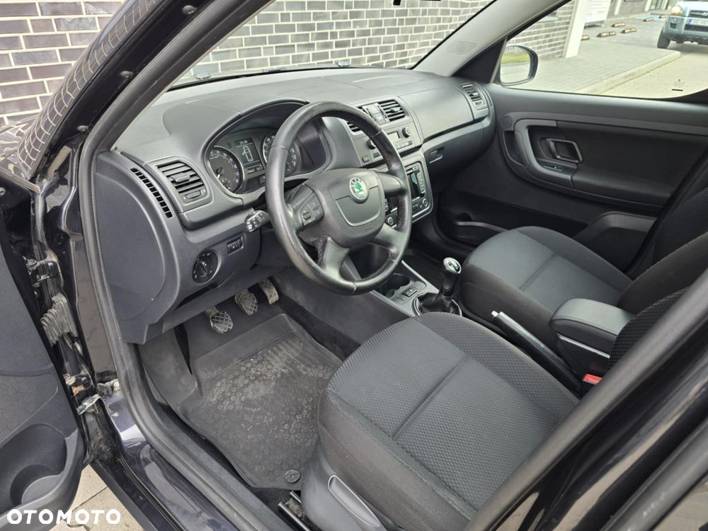 Skoda Roomster 1.6 TDI DPF Scout PLUS EDITION - 18