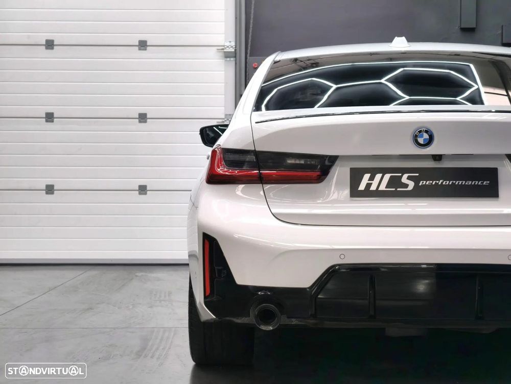 BMW 330 e Pack Desportivo M Pro Auto - 53