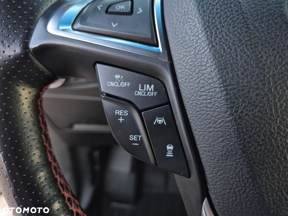 Ford Edge 2.0 EcoBlue Bi-Turbo 4x4 ST-LINE - 32