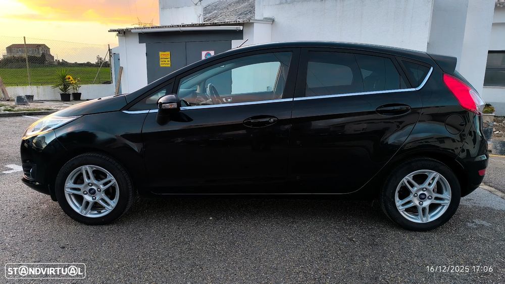 Ford Fiesta 1.0 Ti-VCT Titanium - 27
