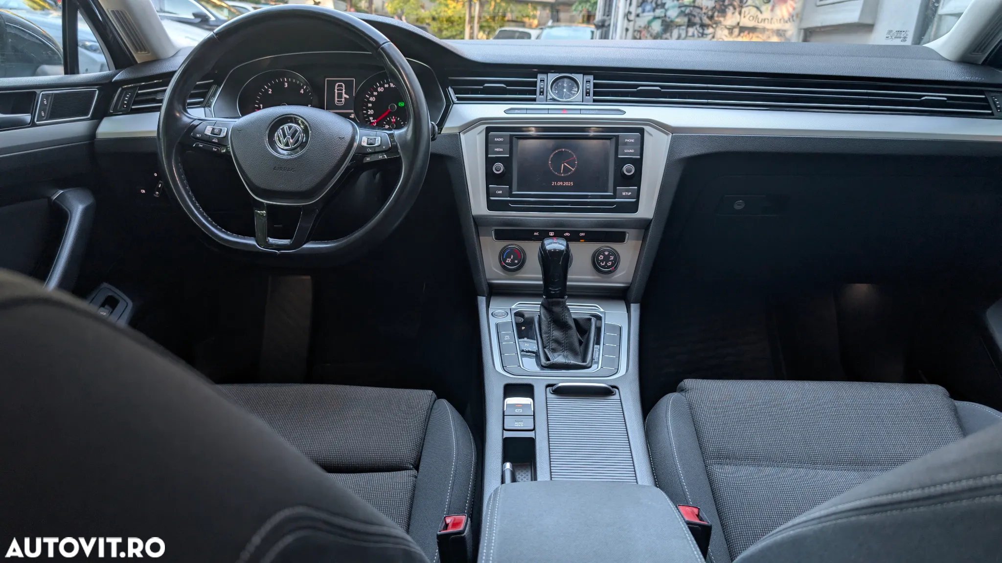 Volkswagen Passat Variant 2.0 TDI DSG Comfortline - 6