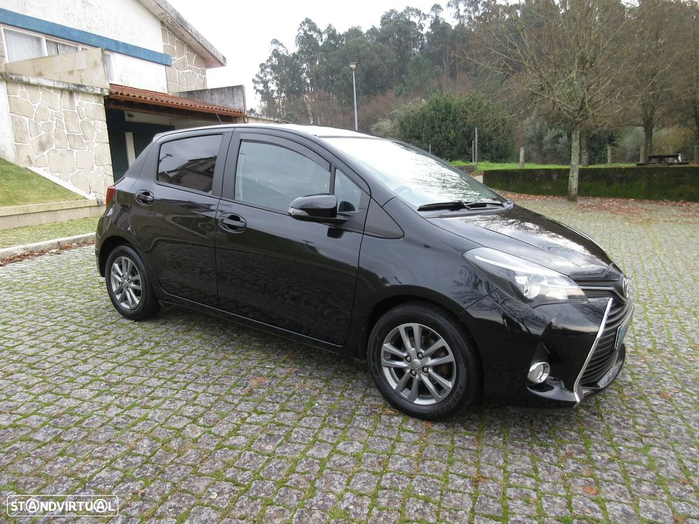 Toyota Yaris 1.4 D-4D Exclusive+P.Techno - 12