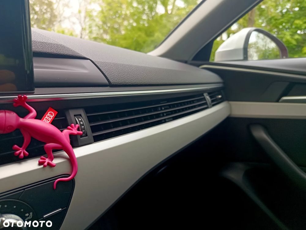 Audi A4 Avant 35 TFSI S tronic - 33