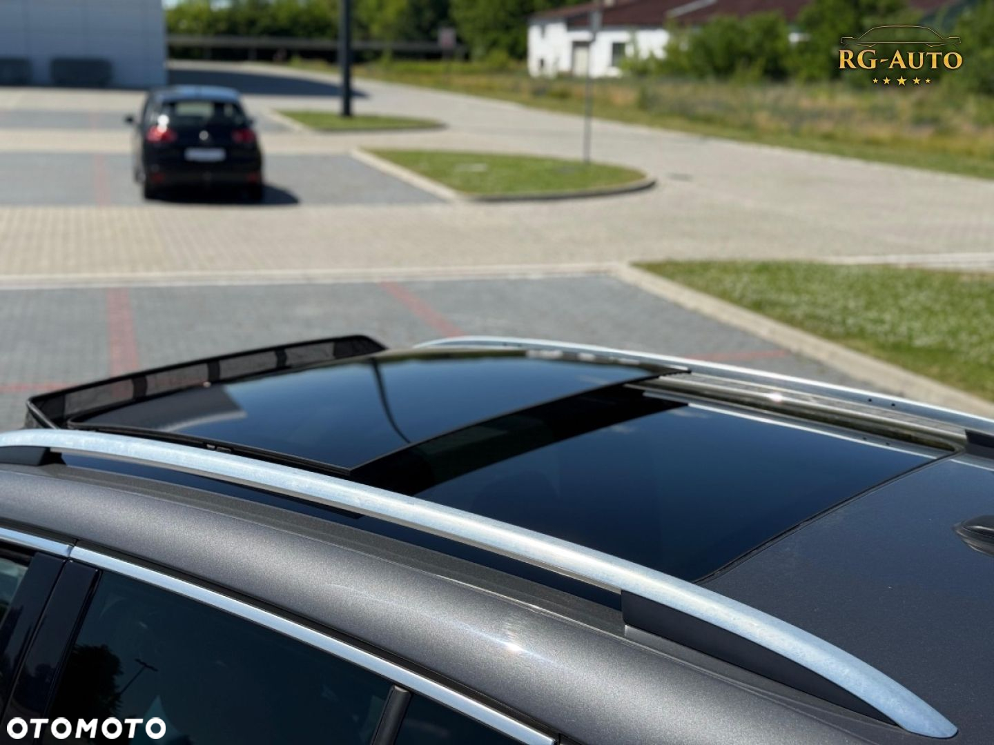 Volkswagen Tiguan - 26
