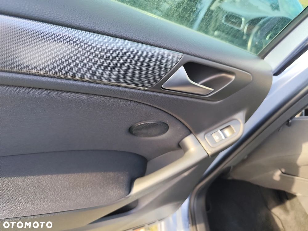 Volkswagen Golf 1.2 TSI Style - 23