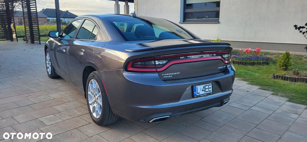 Dodge Charger - 7