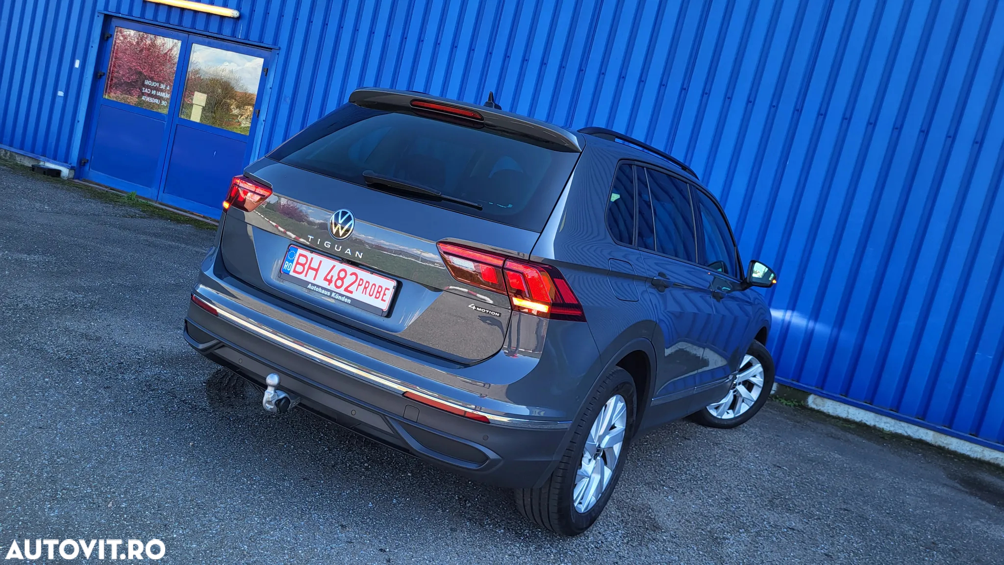 Volkswagen Tiguan 2.0 TDI SCR DSG 4Motion Life - 4