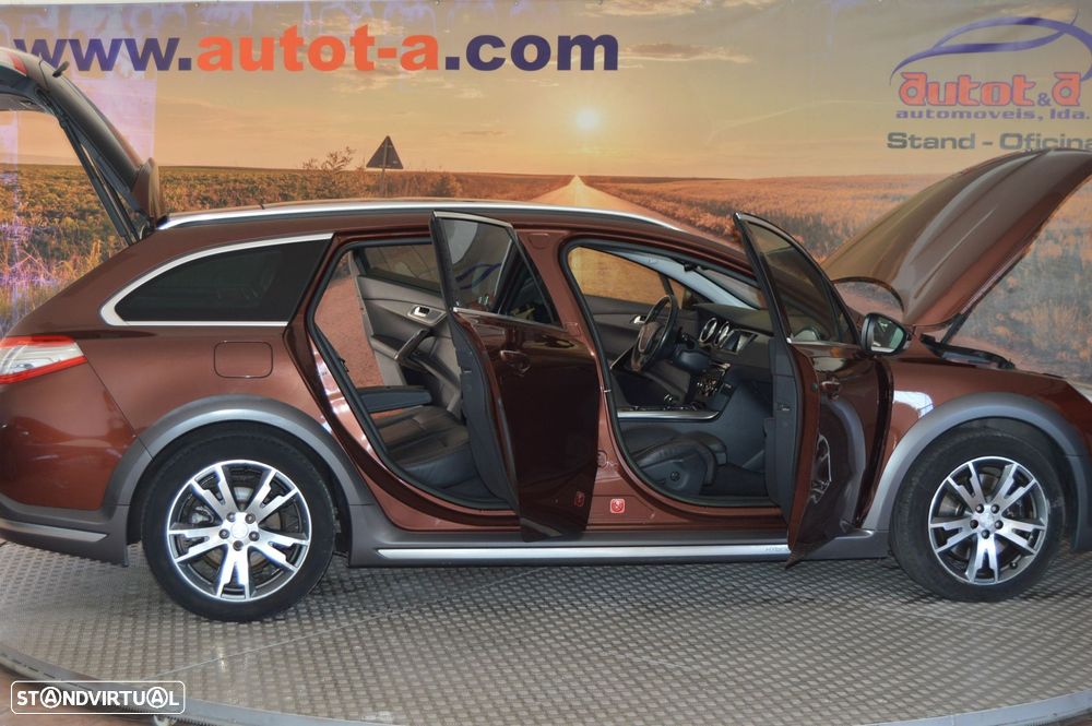 Peugeot 508 RXH 2.0 HDi Hybrid4 2-Tronic - 14