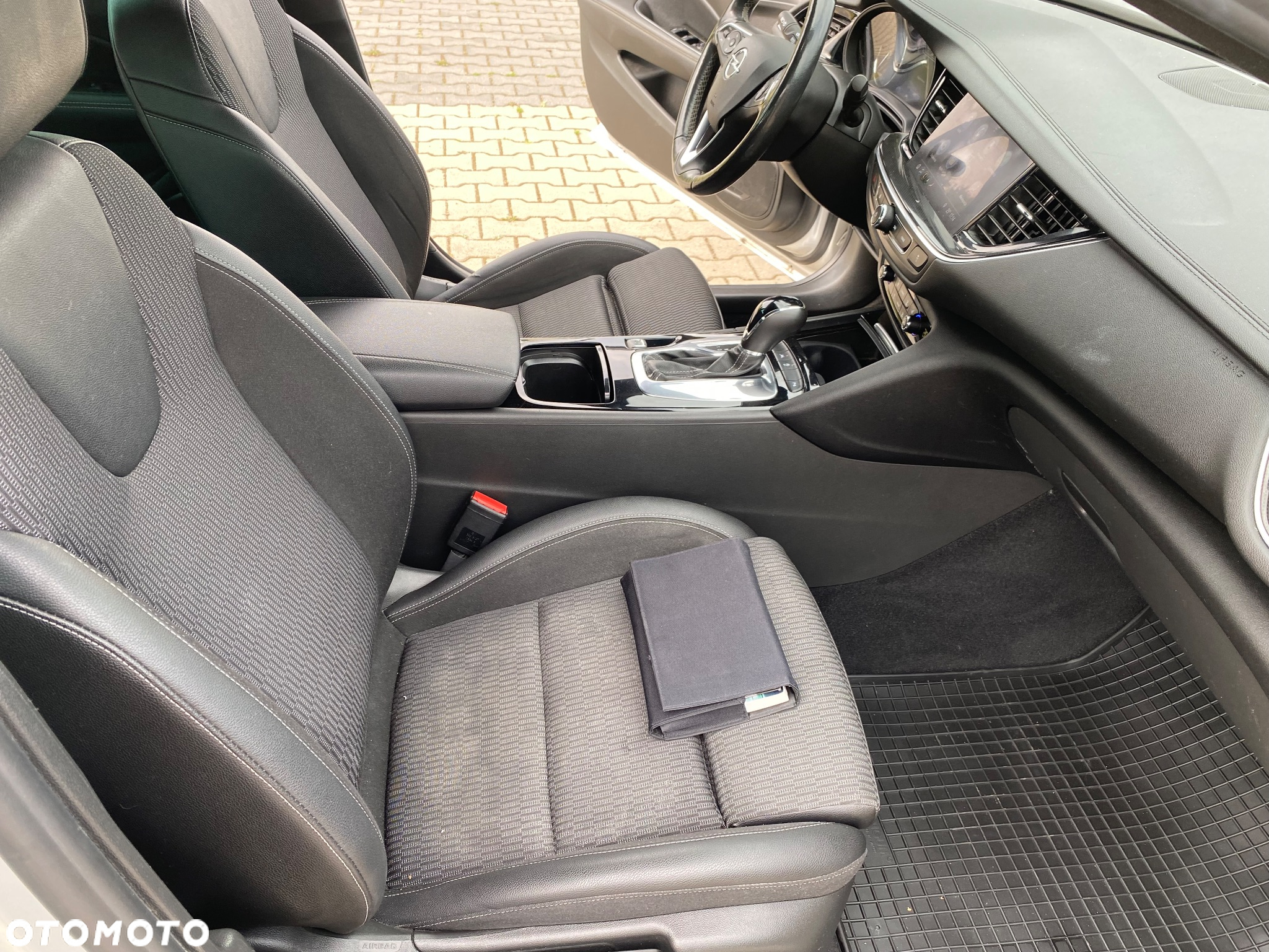 Opel Insignia 2.0 CDTI Elegance S&S - 9