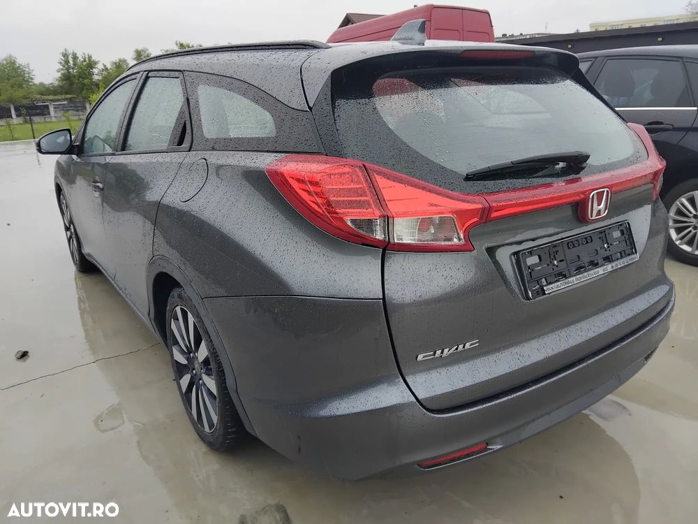 Honda Civic 1.6 i-DTEC Style Edition - 4