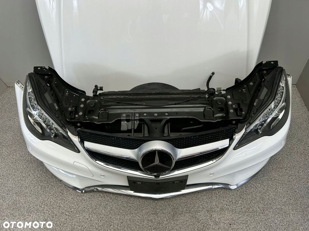 MERCEDES E KLASA W207 LIFT AMG PRZÓD ZDERZAK PAS LAMPY ILS MASKA 149 - 4