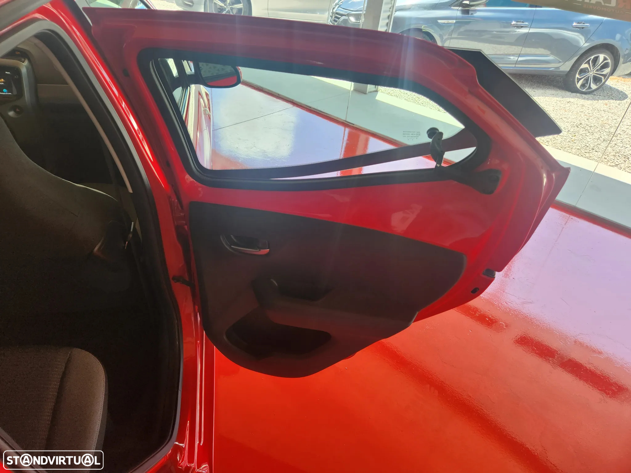 Toyota Aygo 1.0 X-Play+X-Touch - 32