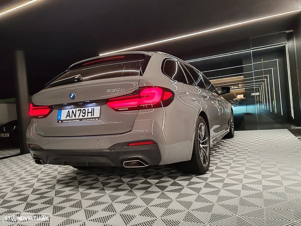BMW 530 e Pack Desportivo M - 16
