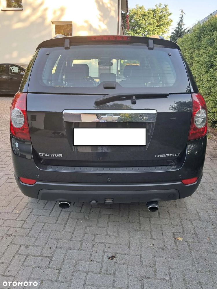 Chevrolet Captiva 2.2 D LS+ - 4