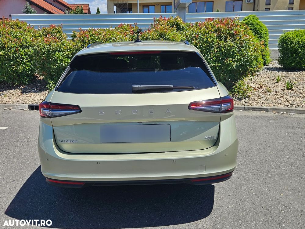 Skoda Superb 2.0 TDI 193 CP 4x4 DSG Sportline - 33