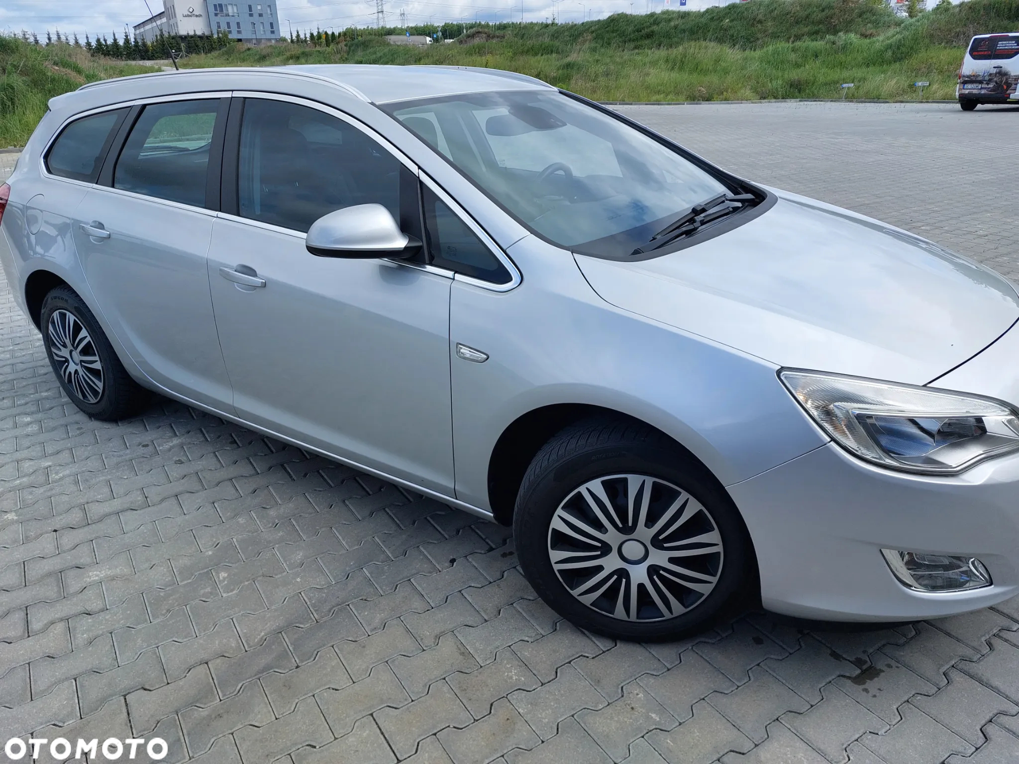 Opel Astra 1.4 Sports Tourer 150 Jahre - 31