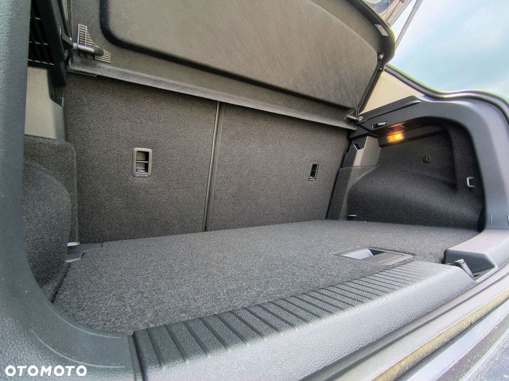 Volkswagen T-Cross - 28