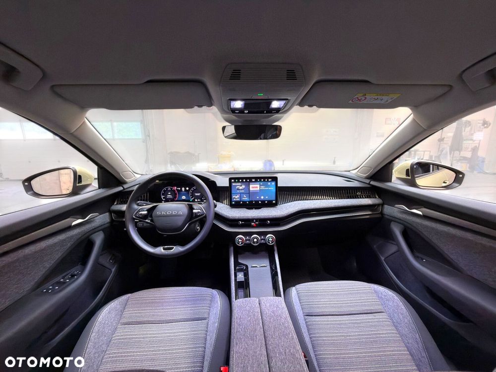 Skoda Superb 2.0 TDI SCR Selection DSG - 31