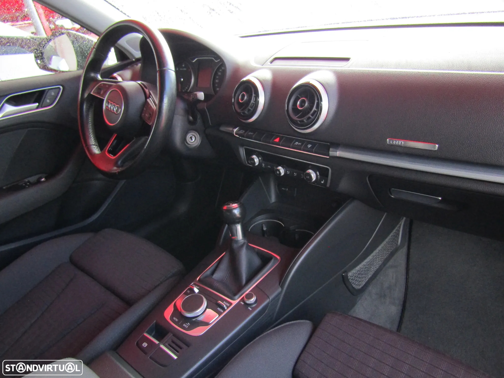 Audi A3 1.6 TDI Sport - 13