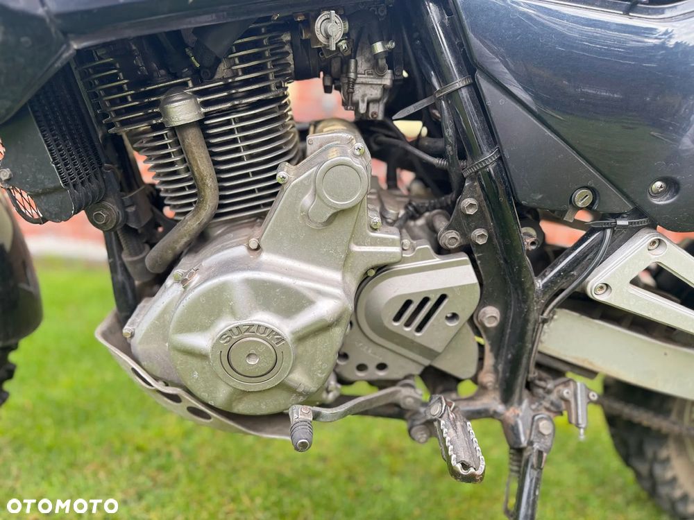 Suzuki DR - 4