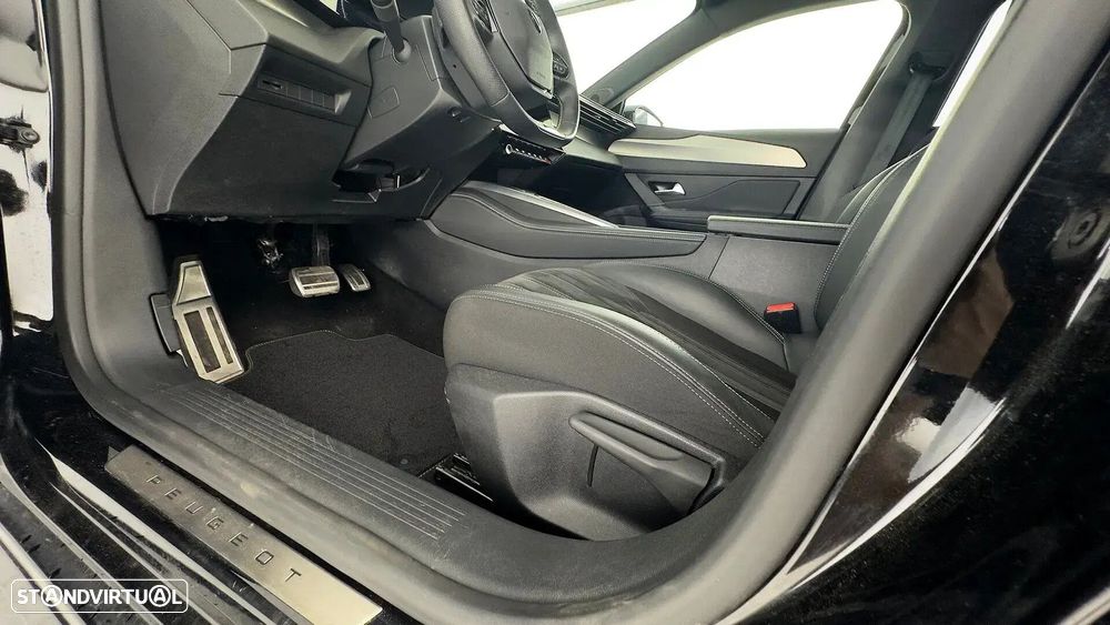Peugeot 308 SW 1.2 PureTech GT EAT8 - 29