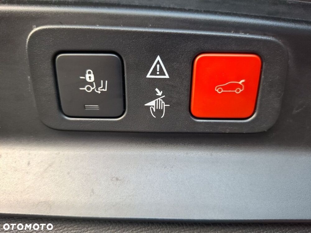Peugeot 5008 1.5 BlueHDi Allure S&S - 20