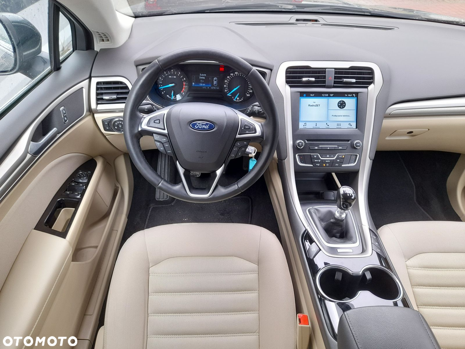 Ford Mondeo - 17