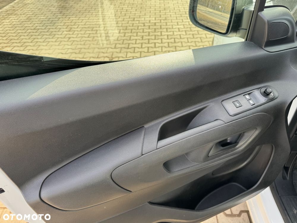 Peugeot Partner - 16