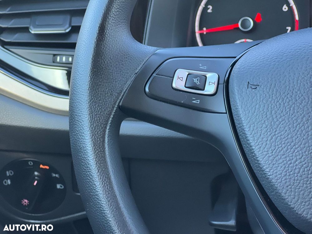 Volkswagen Polo - 22