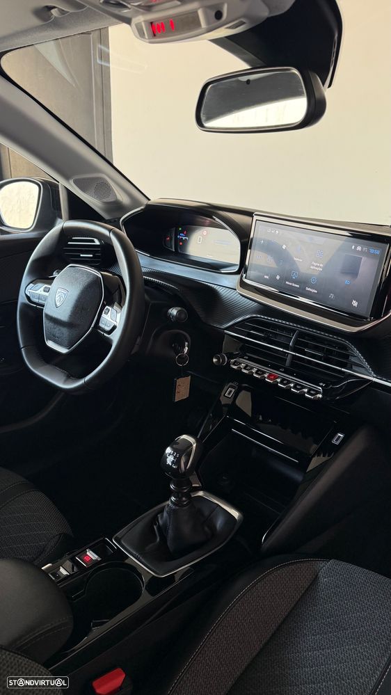 Peugeot 208 1.2 PureTech Allure - 26