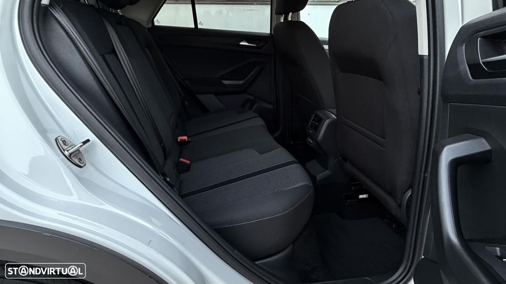 VW T-Roc 1.5 TSI Life DSG - 27