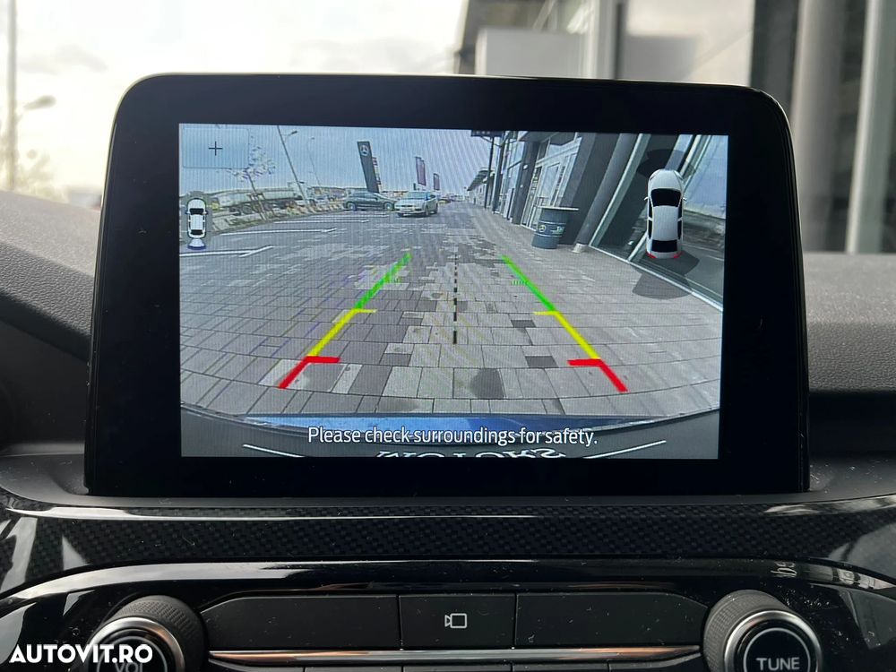 Ford Kuga 2.5 Duratec PHEV ST-LINE - 17