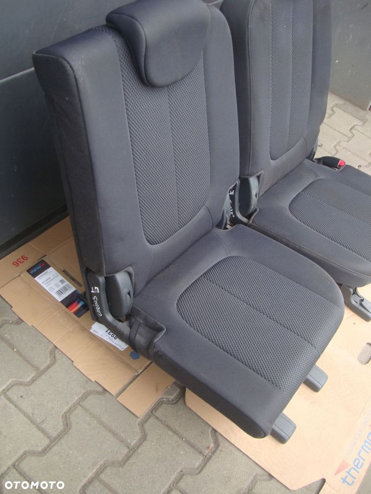 KIA CARENS III FOTELE PRZEDNIE  TYLNE  3 RZĄD KOMPLET EUROPA - 9