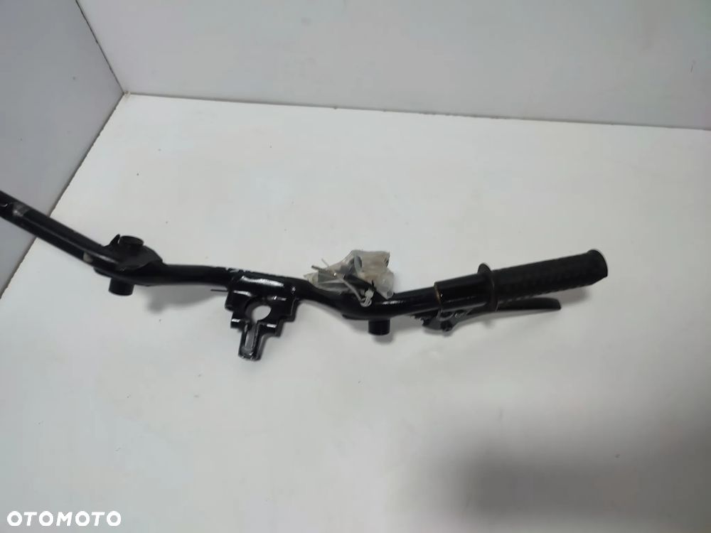 Kierownica Aprilia SR 50 - 2