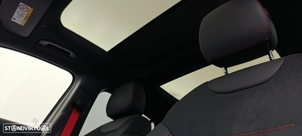 Mercedes-Benz GLA 35 AMG 4Matic - 29
