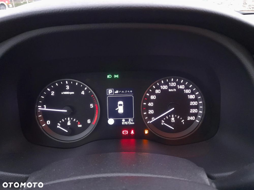 Hyundai Tucson 1.7 CRDI BlueDrive Comfort 2WD DCT - 14