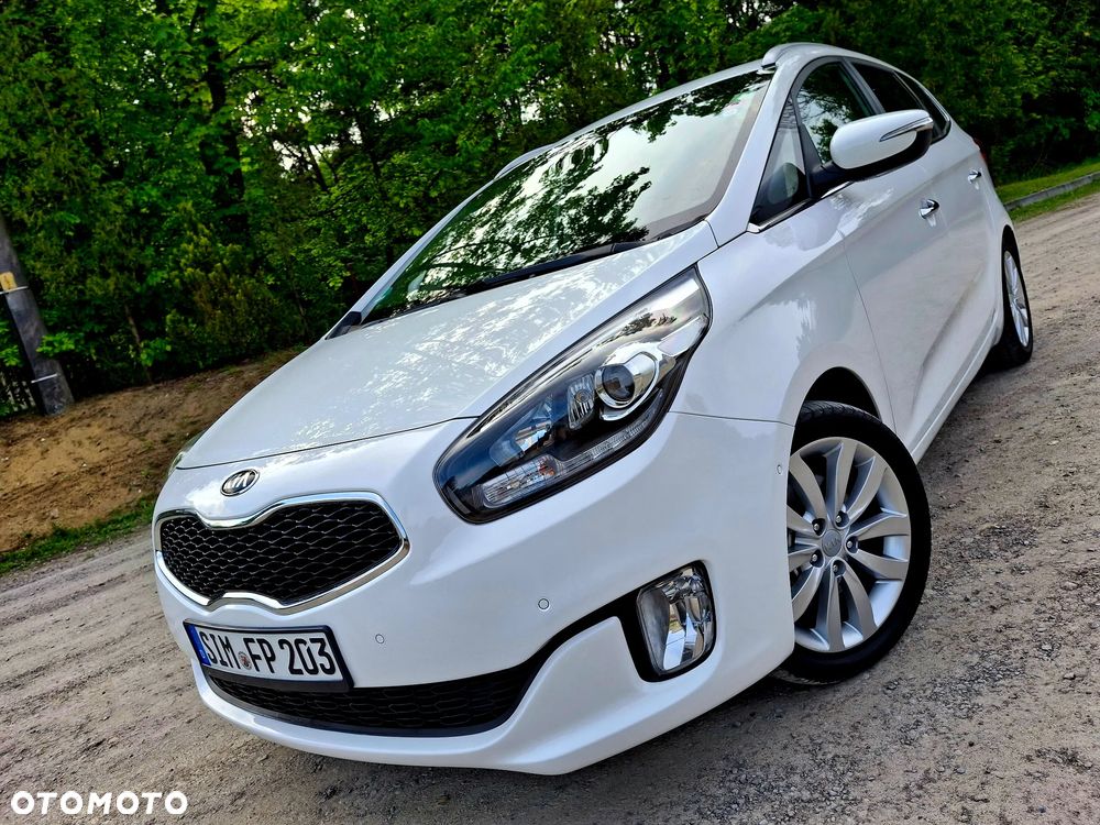 Kia Carens 1.6 GDI Fifa World Cup Edition - 1