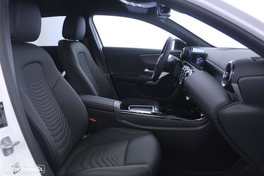 Mercedes-Benz A 250 e Progressive - 14