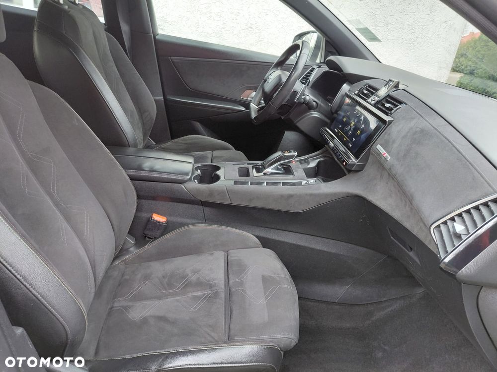 DS Automobiles DS 7 - 32