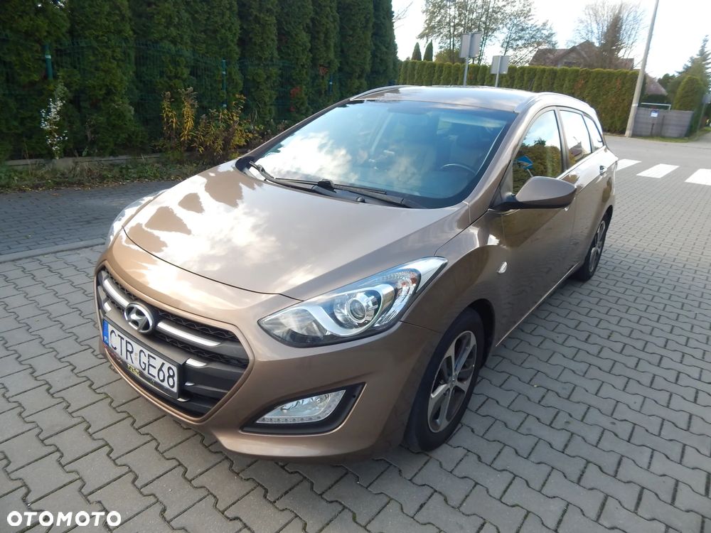 Hyundai i30 1.6 CRDi Comfort - 4